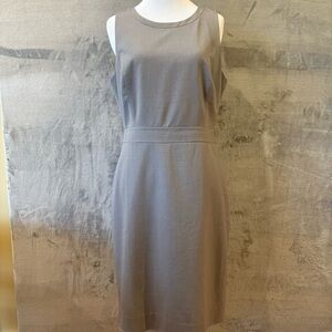 Minimalist Office Classic Sheath Midi Sleeveless Crew Neck Dress Sz 6